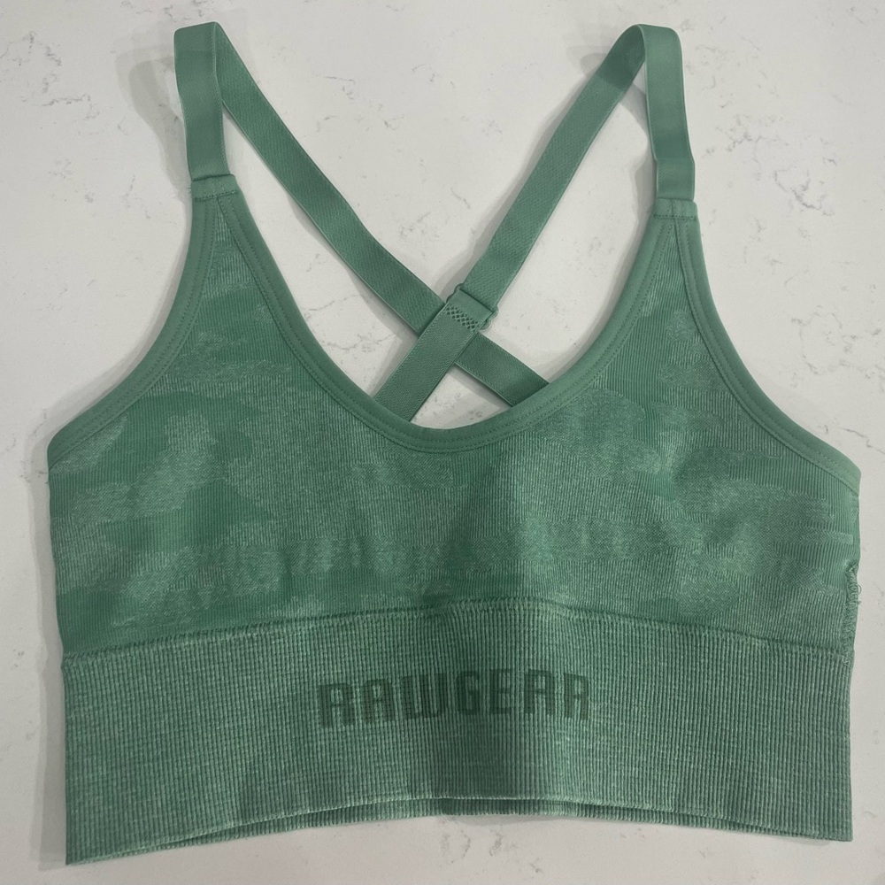 Rawgear Women’s Sports Bra Size XS green camo Crisscross Back not padded